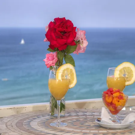 In Bb - With Breathtaking Views, Near Poseidon For Singles * 伊斯基亚
